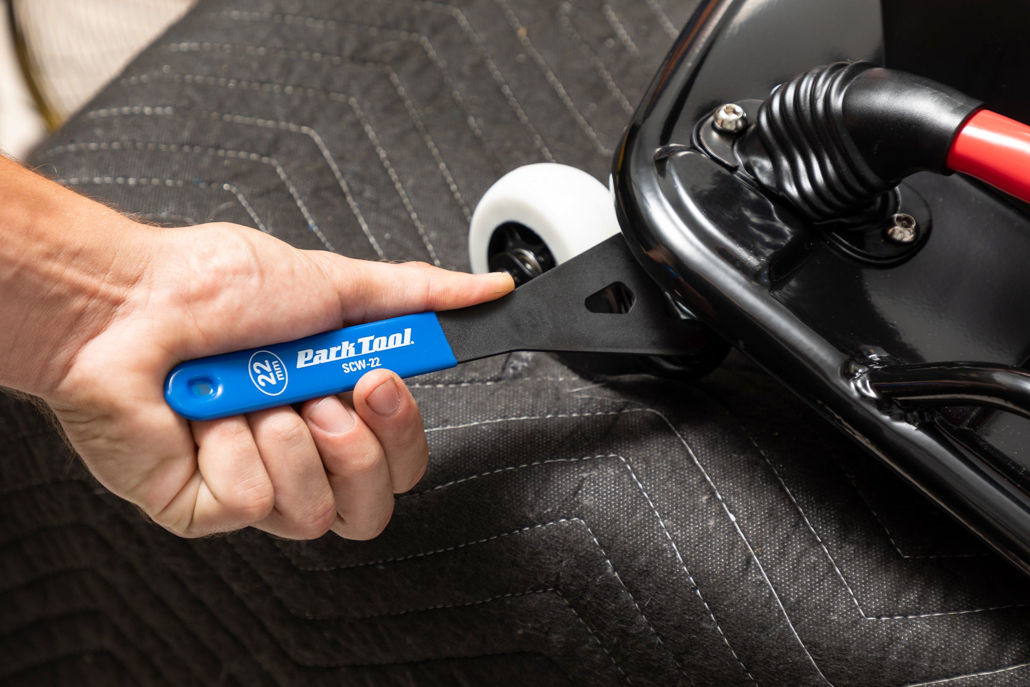 Caster Install and Removal Tool