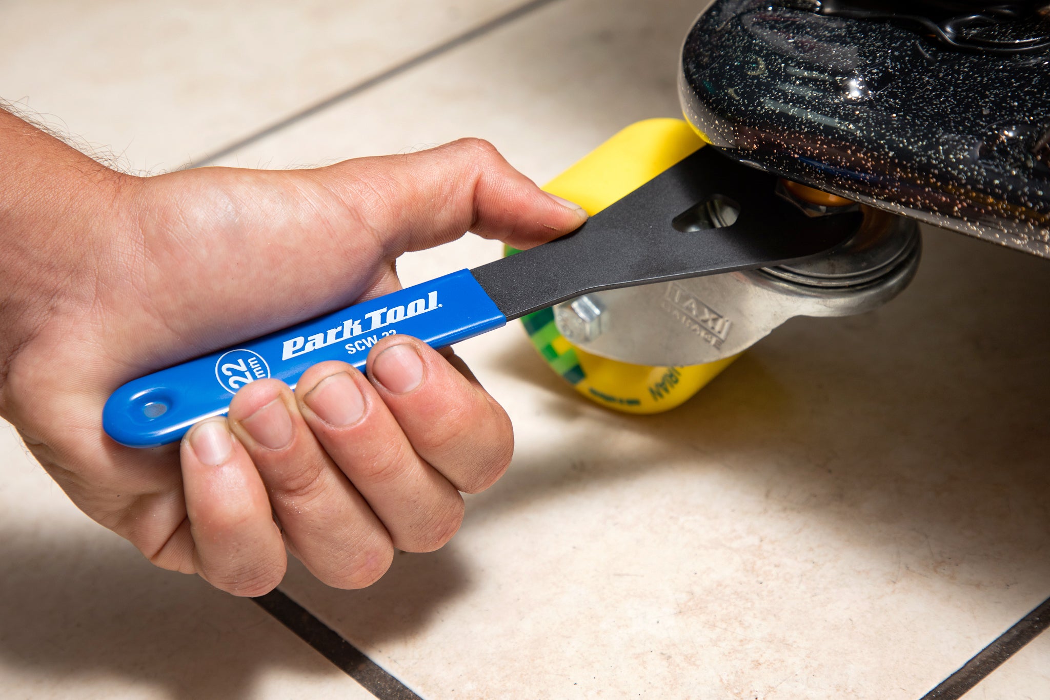 Caster Install and Removal Tool