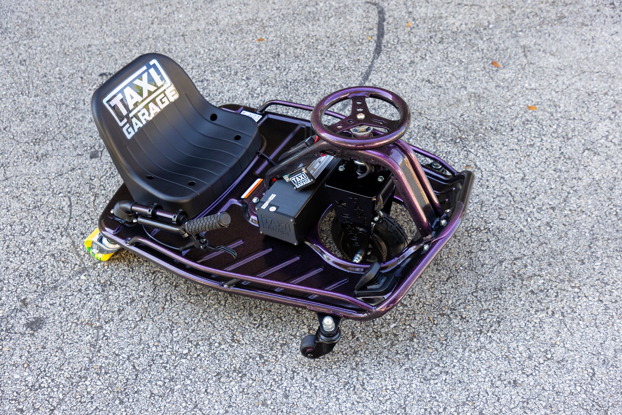 Stage 3 Taxi Garage Crazy Cart Chameleon Cherry INVENTORY