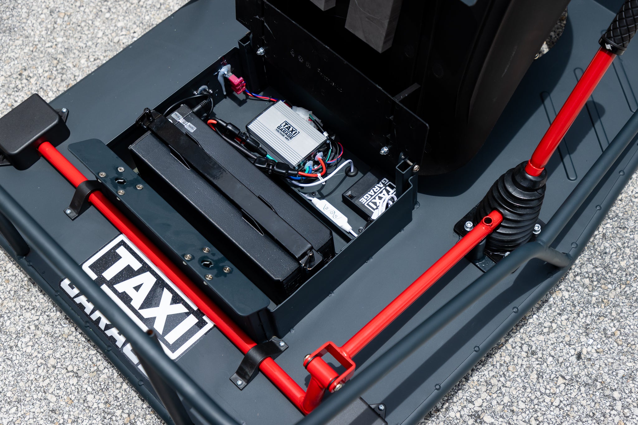 Stage 3 XL Taxi Garage Crazy Cart INVENTORY