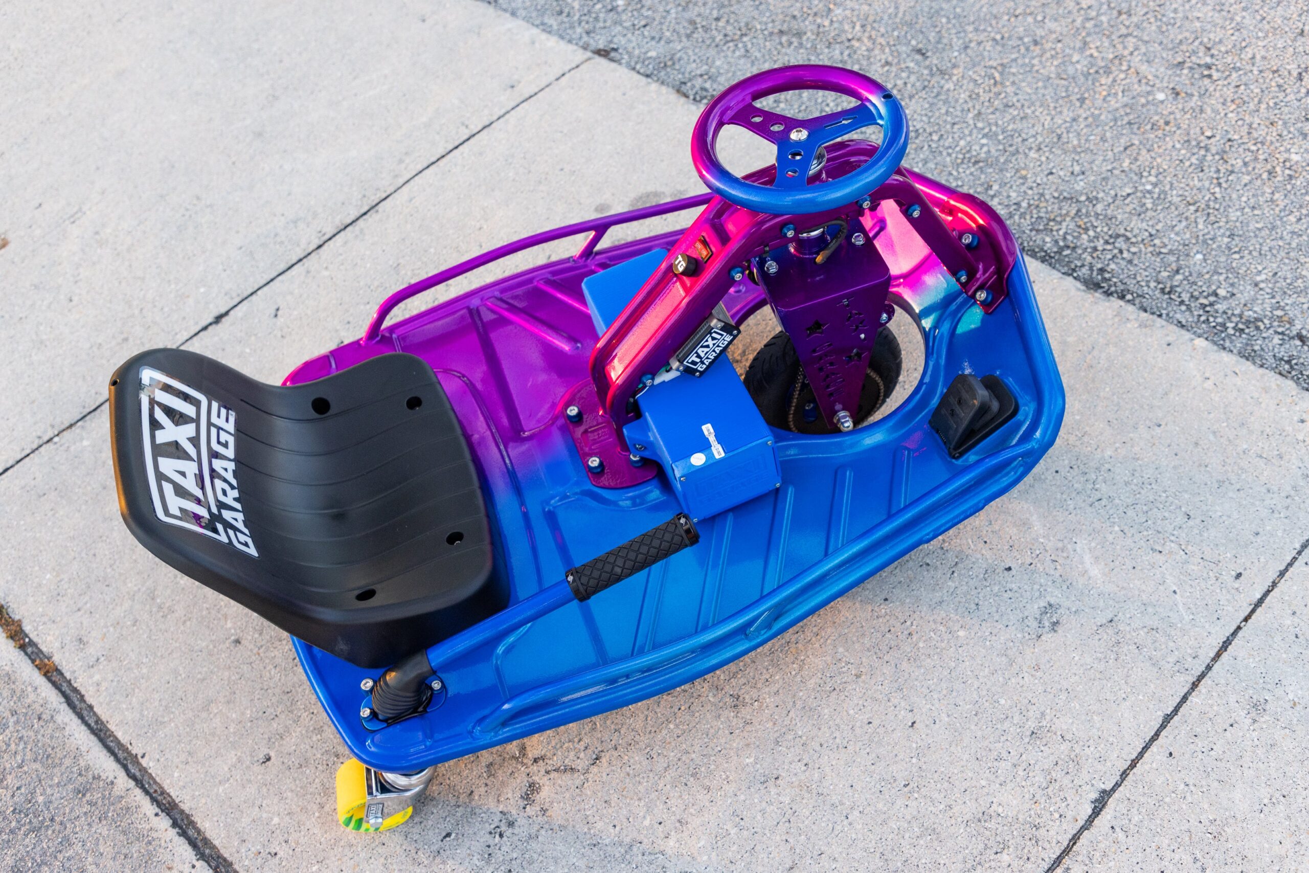 Stage 4 Taxi Garage Crazy Cart Split Gradient Fade INVENTORY