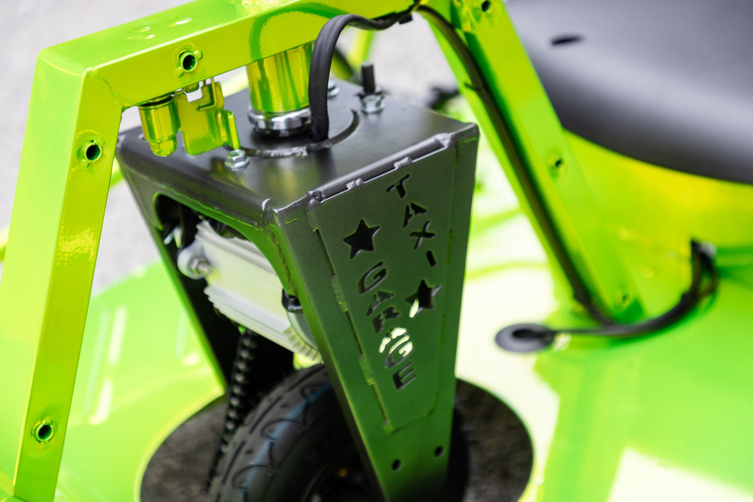 Stage 4 XL "Shocker Yellow" Taxi Garage Crazy Cart INVENTORY